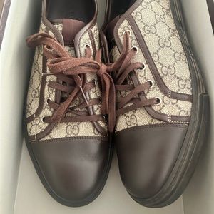 Gucci shoes